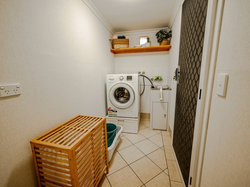 20 READING, Russell Island QLD 4184