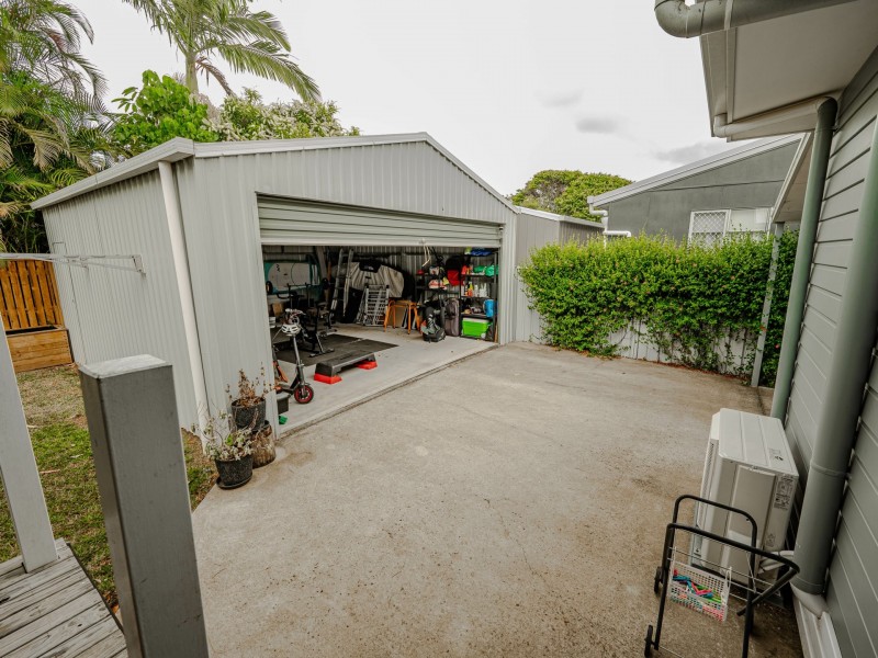 20 READING, Russell Island QLD 4184