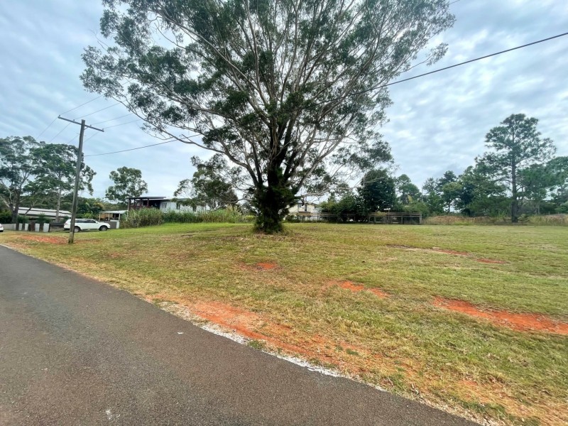 11 Fiji St, Russell Island QLD 4184