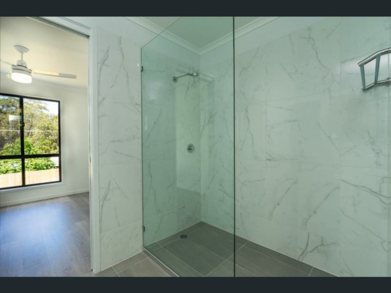 9 Elm Street, Russell Island QLD 4184