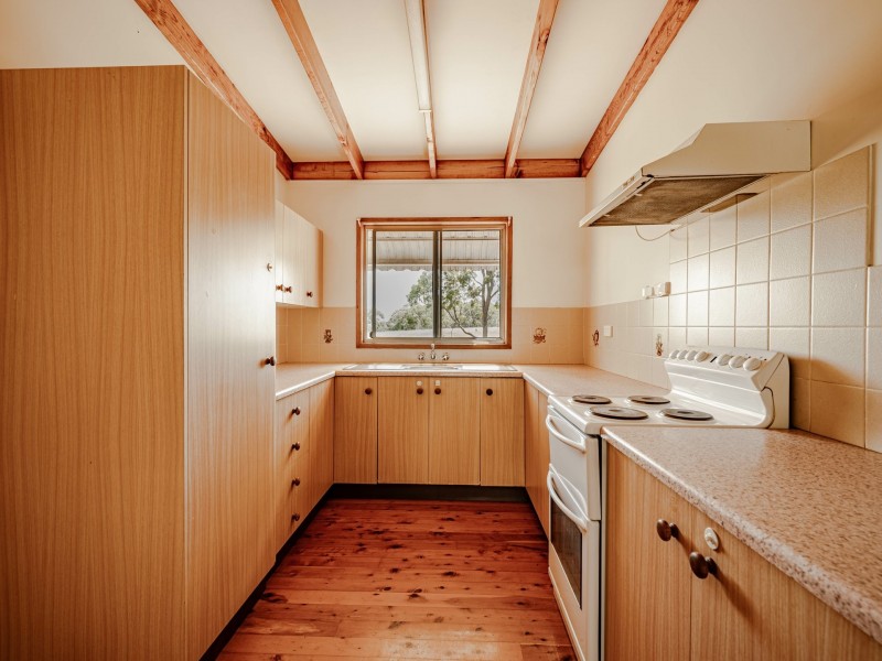 24 Carissa Street, Russell Island QLD 4184