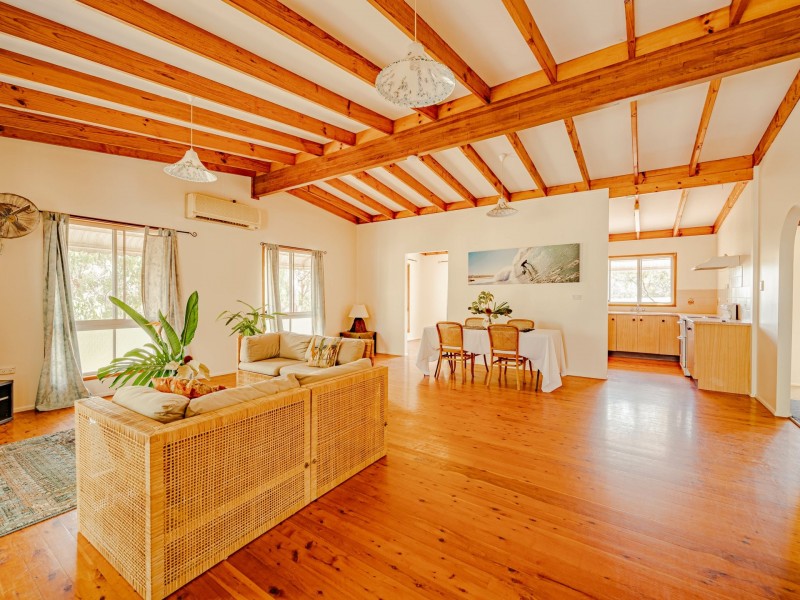 24 Carissa Street, Russell Island QLD 4184