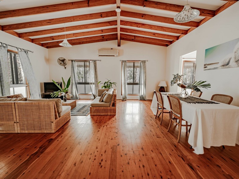 24 Carissa Street, Russell Island QLD 4184