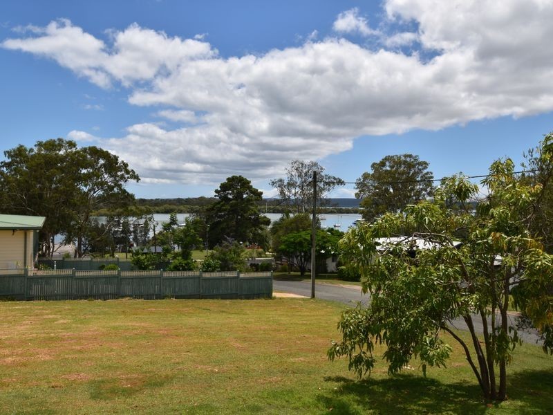 13 Alice Street, Russell Island QLD 4184