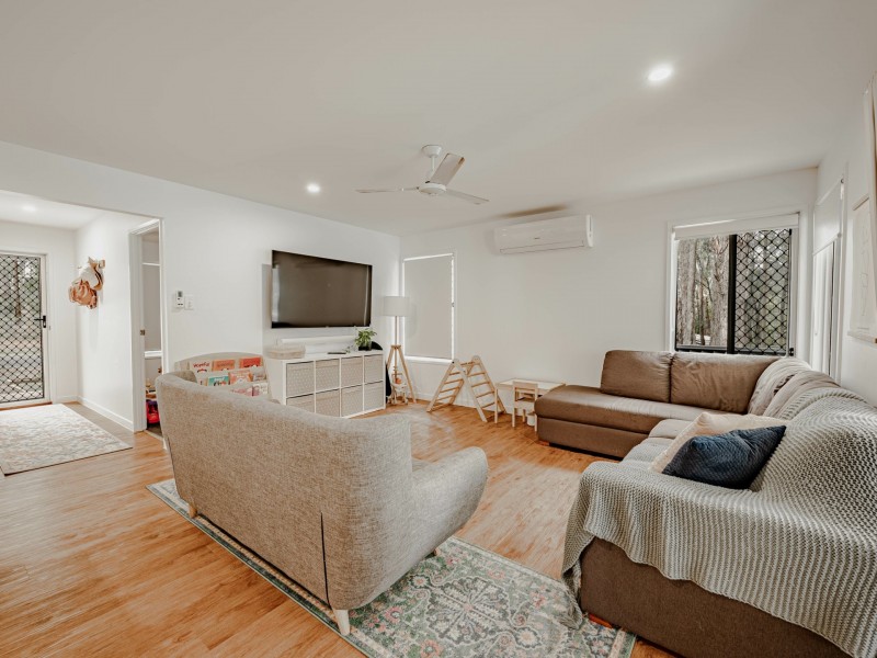 26 Channel Street, Russell Island QLD 4184