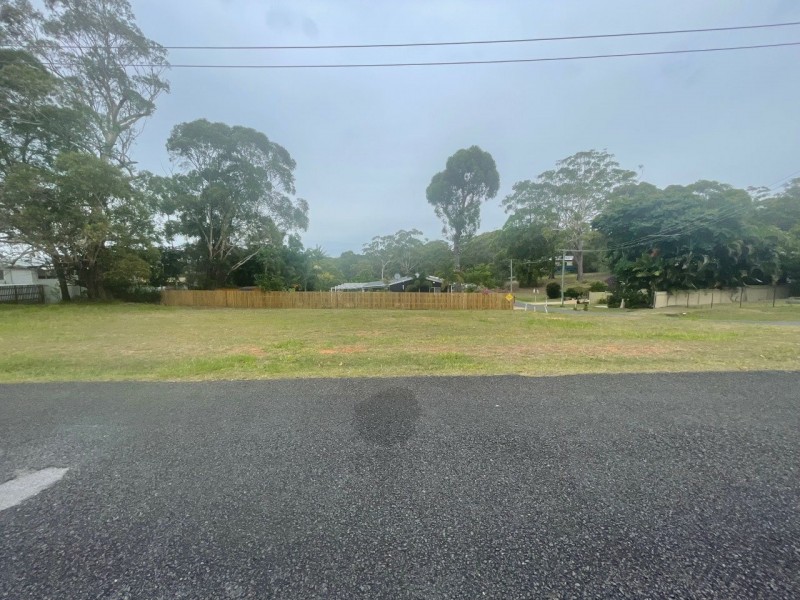 8 CUTTER STREET, Russell Island QLD 4184