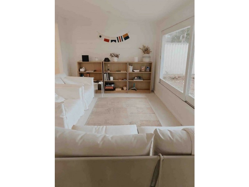 98 Crescent Drive, Russell Island QLD 4184