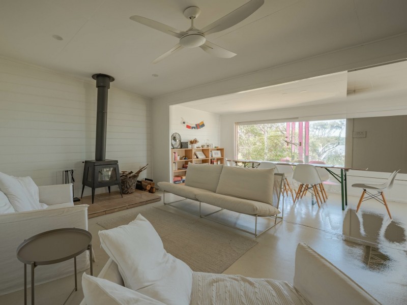 98 Crescent Drive, Russell Island QLD 4184