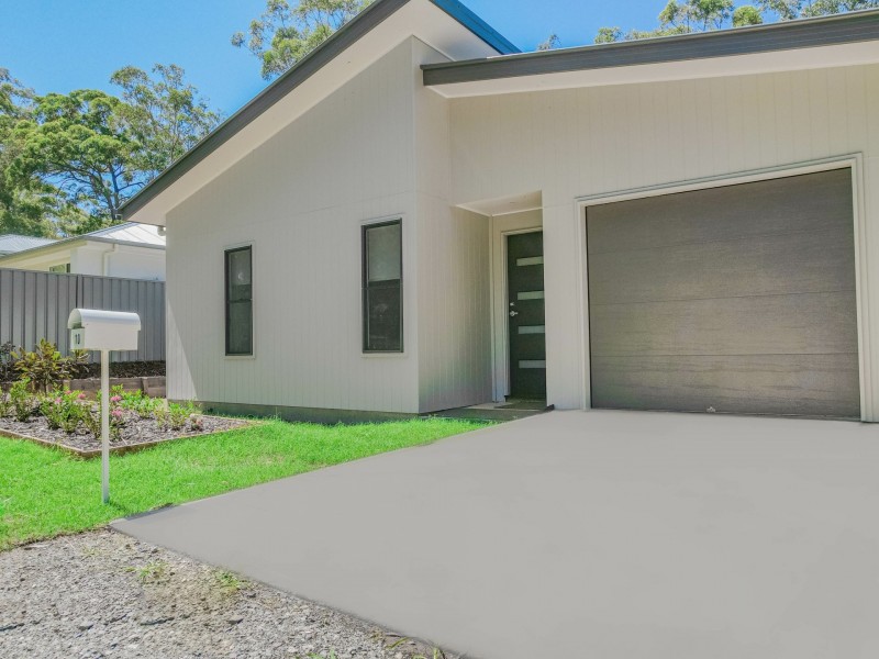 10 Currong Street, Russell Island QLD 4184