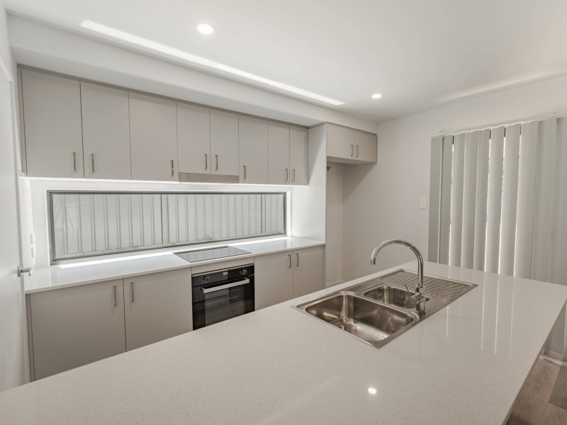 10 Currong Street, Russell Island QLD 4184