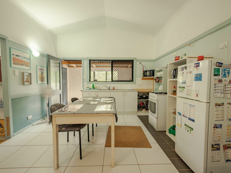 47 Shore Street, Russell Island QLD 4184