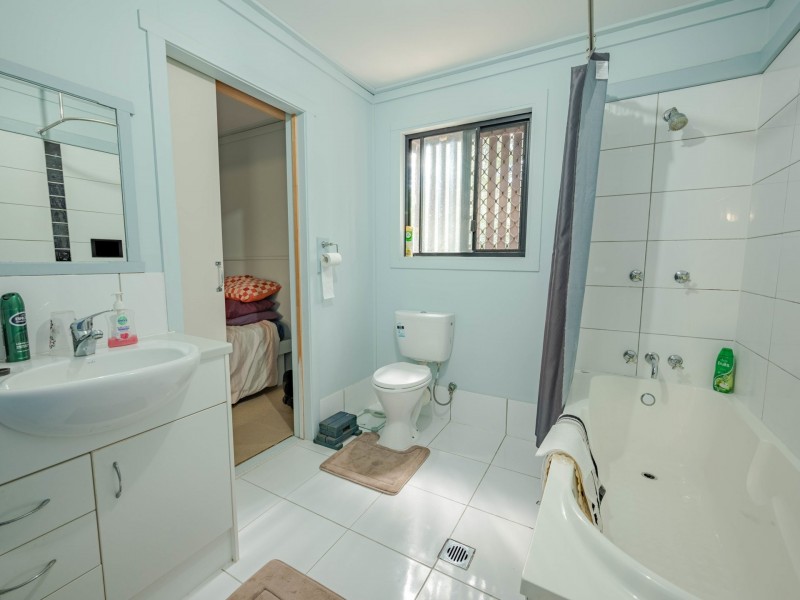 47 Shore Street, Russell Island QLD 4184