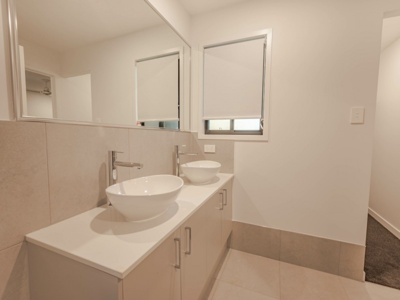 75 Kings Road, Russell Island QLD 4184