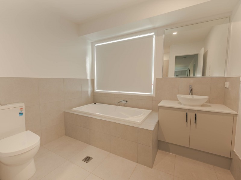 75 Kings Road, Russell Island QLD 4184