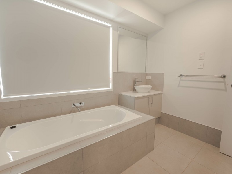 75 Kings Road, Russell Island QLD 4184