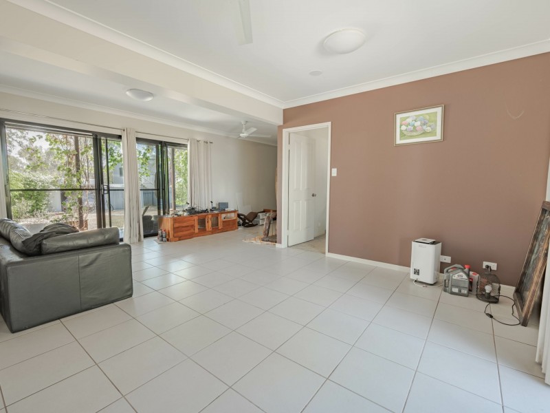 10 Bay Drive, Russell Island QLD 4184