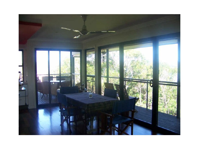 70 Oasis Dve, Russell Island QLD 4184