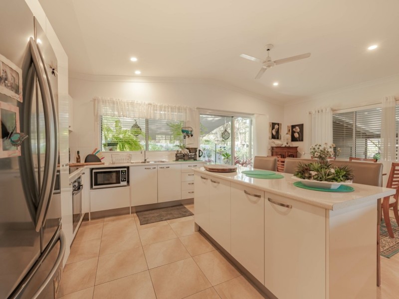 5 SATURN STREET, Russell Island QLD 4184