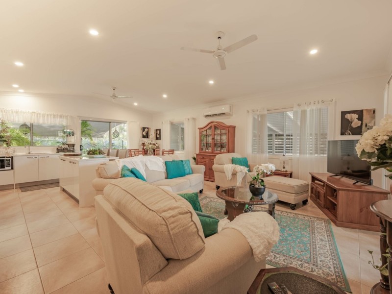 5 SATURN STREET, Russell Island QLD 4184