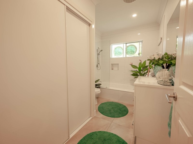 5 SATURN STREET, Russell Island QLD 4184
