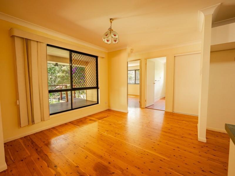 15 Borrows Street, Russell Island QLD 4184
