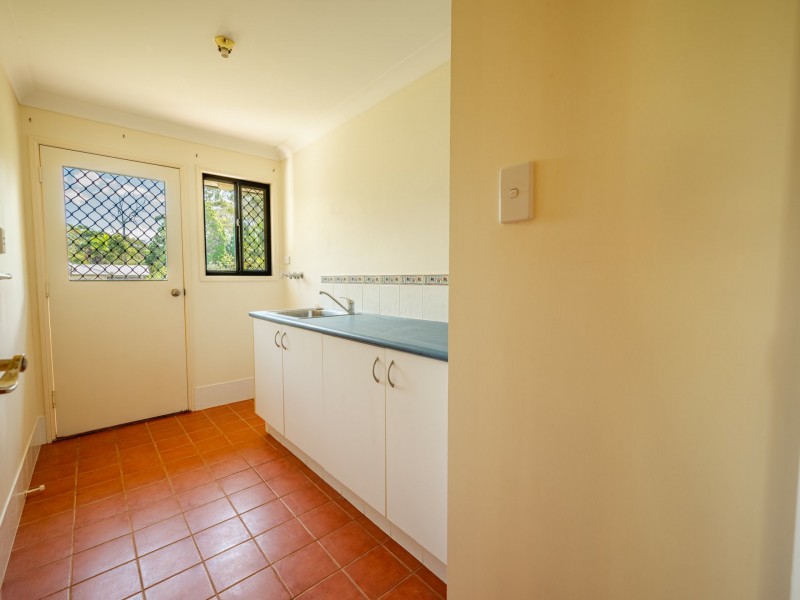 15 Borrows Street, Russell Island QLD 4184