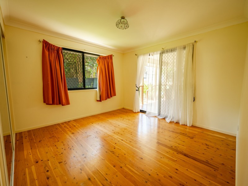 15 Borrows Street, Russell Island QLD 4184