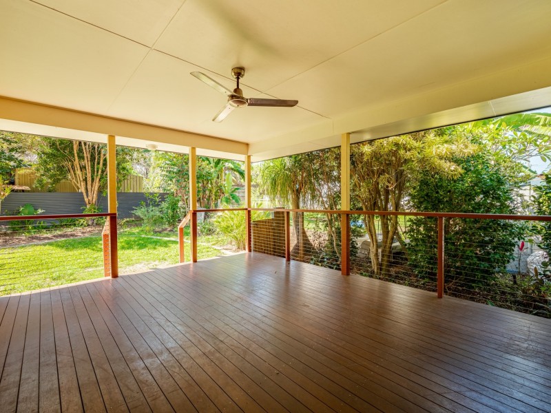 15 Borrows Street, Russell Island QLD 4184