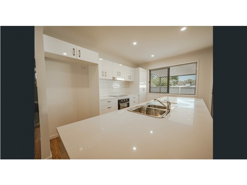 11 Kamar Street, Russell Island QLD 4184