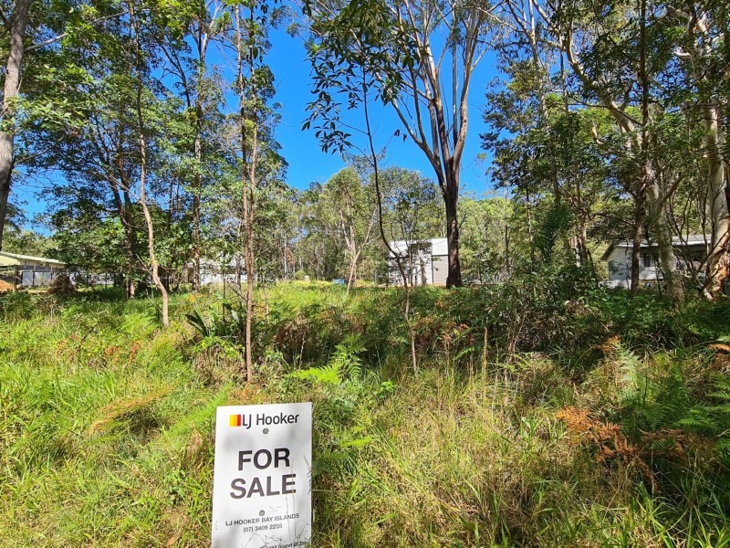 24 Basket Beach, Russell Island QLD 4184