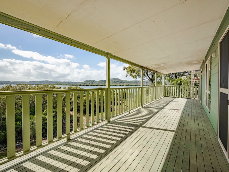 26 SCHOONER STREET, Russell Island QLD 4184