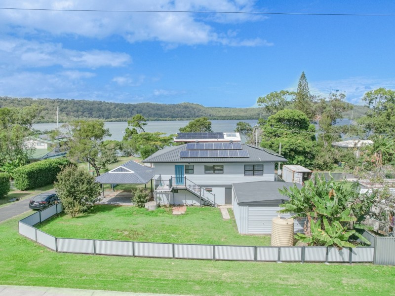 168 Canaipa Point, Russell Island QLD 4184