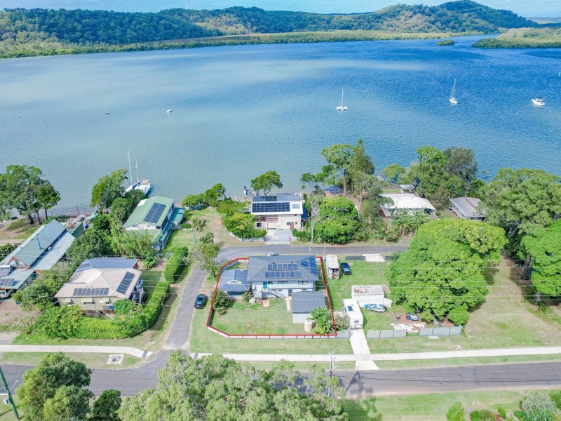 168 Canaipa Point, Russell Island QLD 4184