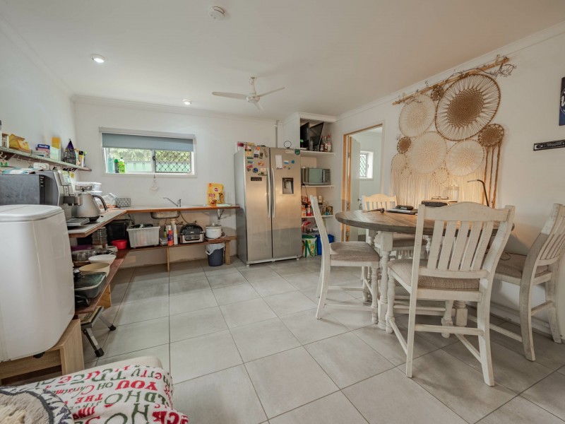 17 Panorama Ave, Russell Island QLD 4184