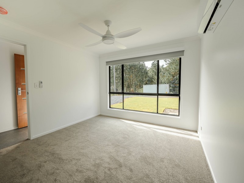 25 Illagona St, Russell Island QLD 4184