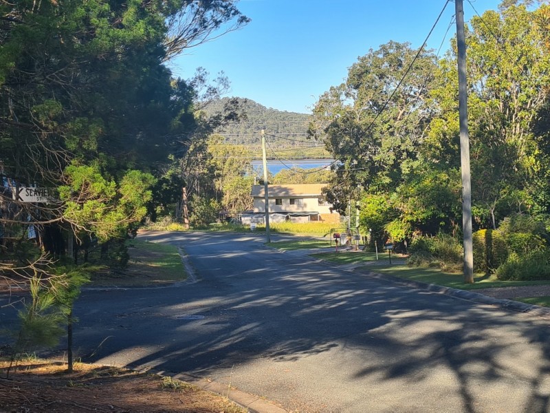 26 SEAVIEW STREET, Russell Island QLD 4184