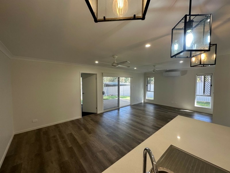8 Bradman Street, Russell Island QLD 4184