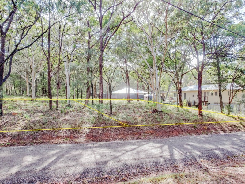 19 Hemp Hill Rd, Russell Island QLD 4184