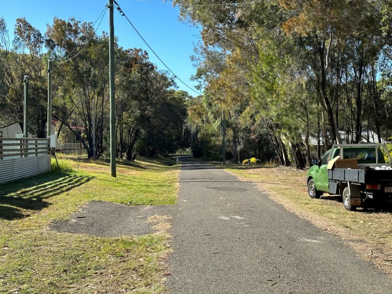 15 Beaumont Drive, Russell Island QLD 4184