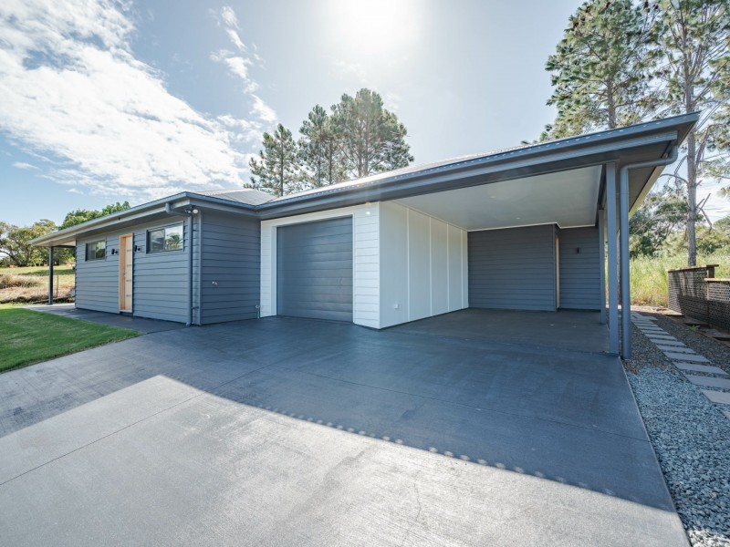 113 High Street, Russell Island QLD 4184