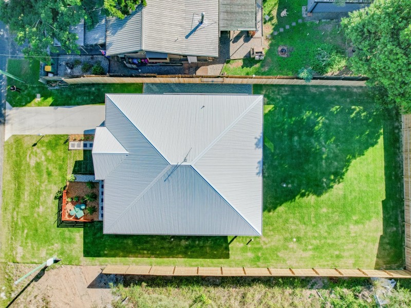 31 Harvey Street, Russell Island QLD 4184