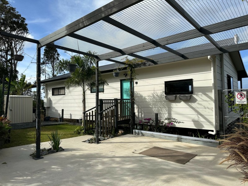 30 Leichhardt Terrace, Russell Island QLD 4184