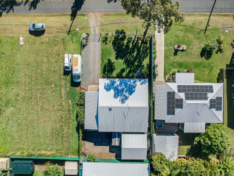 18 Reading Street, Russell Island QLD 4184