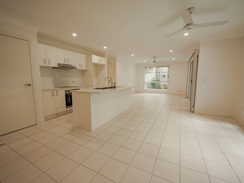 2 koro street, Russell Island QLD 4184