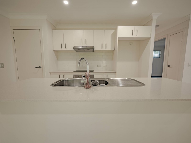 2 koro street, Russell Island QLD 4184