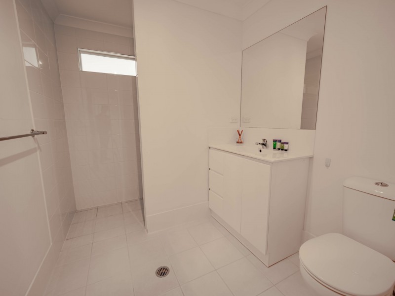 2 koro street, Russell Island QLD 4184