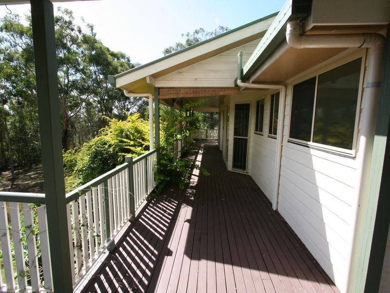 104 Avondale Road, Russell Island QLD 4184