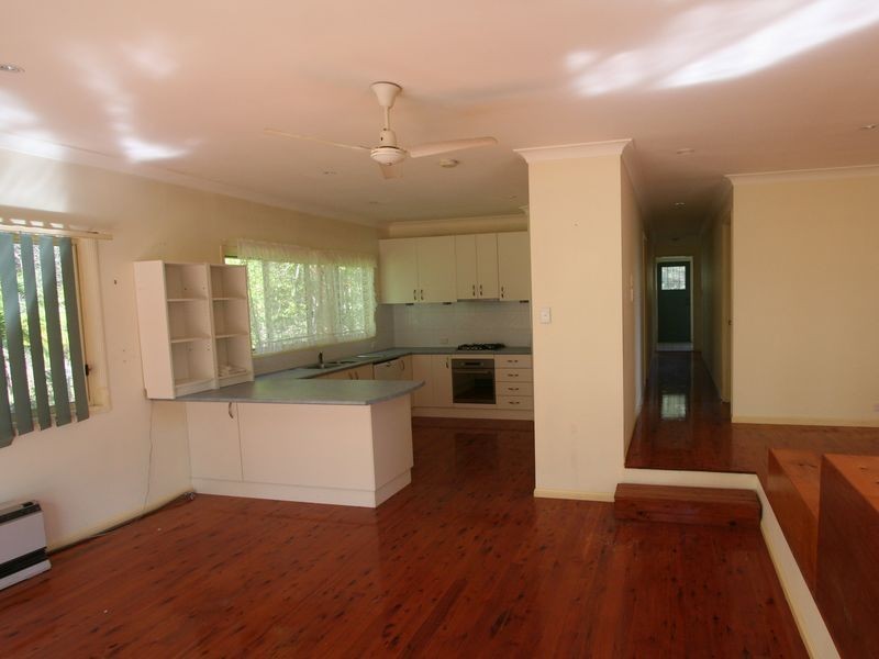 104 Avondale Road, Russell Island QLD 4184