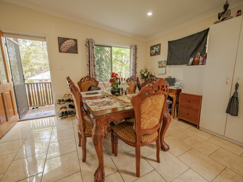 31 Taylor Street, Russell Island QLD 4184