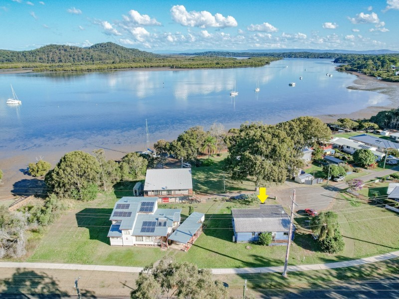 128 CANAIPA POINT, Russell Island QLD 4184